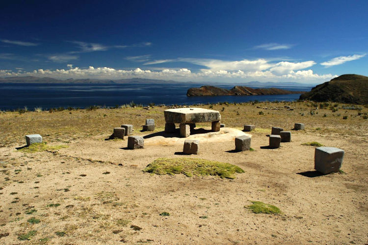 posvátný kámen Roca Sagrada, Isla del Sol, Bolívie